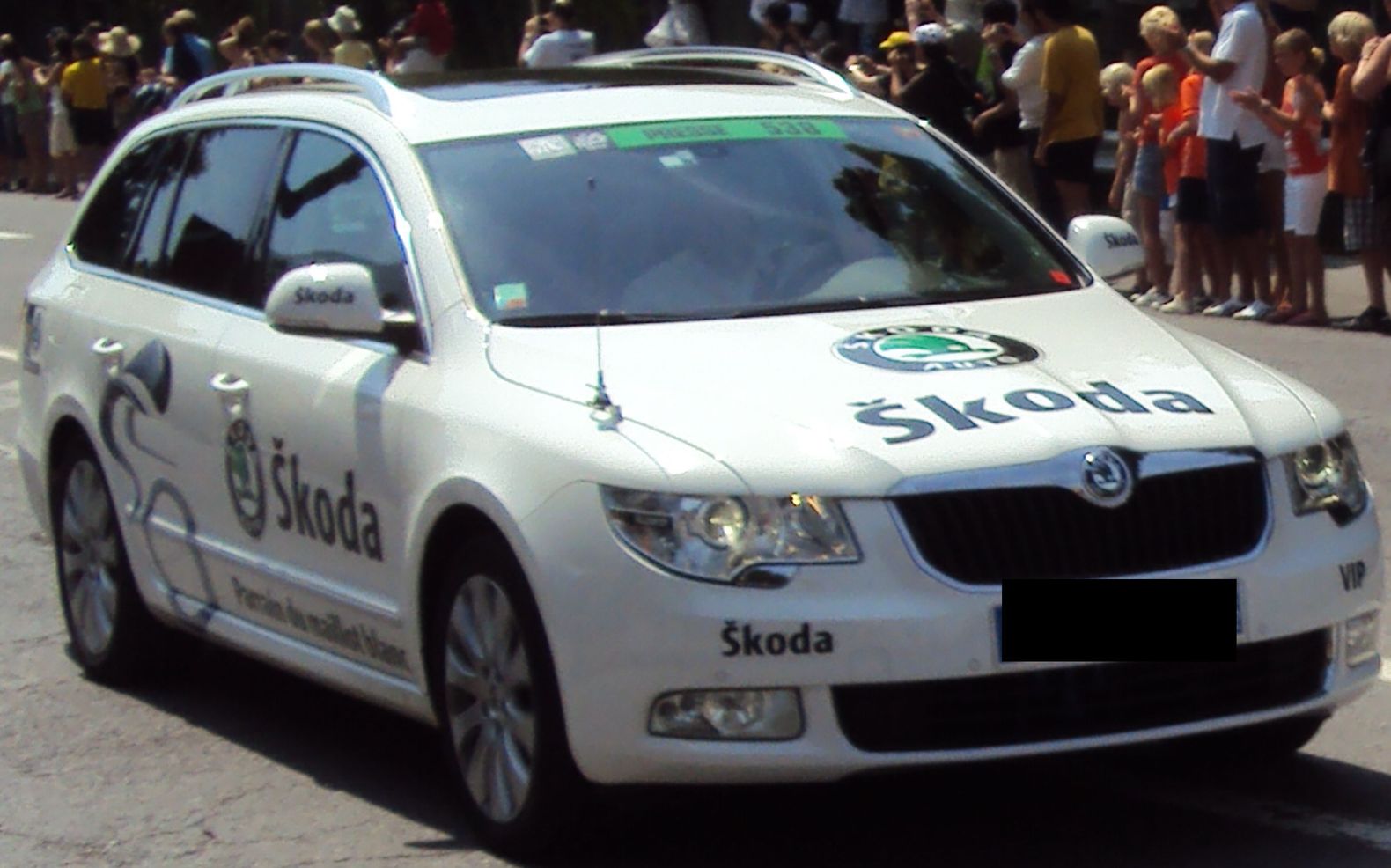 skoda-tour-de-france- Skoda Superb