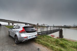 volvo v40 bis