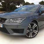 Seule parmi les hommes en Seat Cupra 280 ch sur circuit