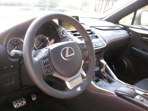 Essai Lexus NX300h