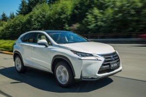 lexus-nx-300h-2015-50_mini