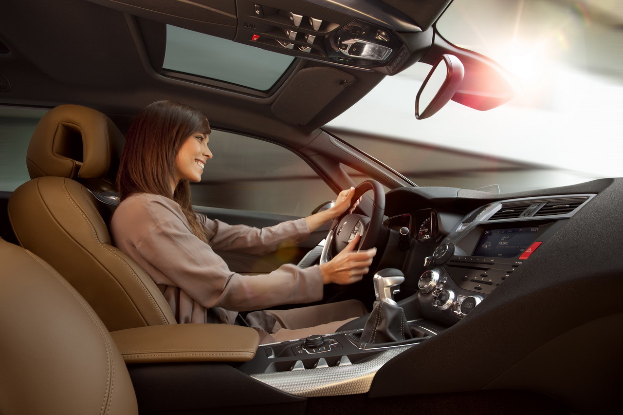 Citroen-DS5-HDi-2014_17