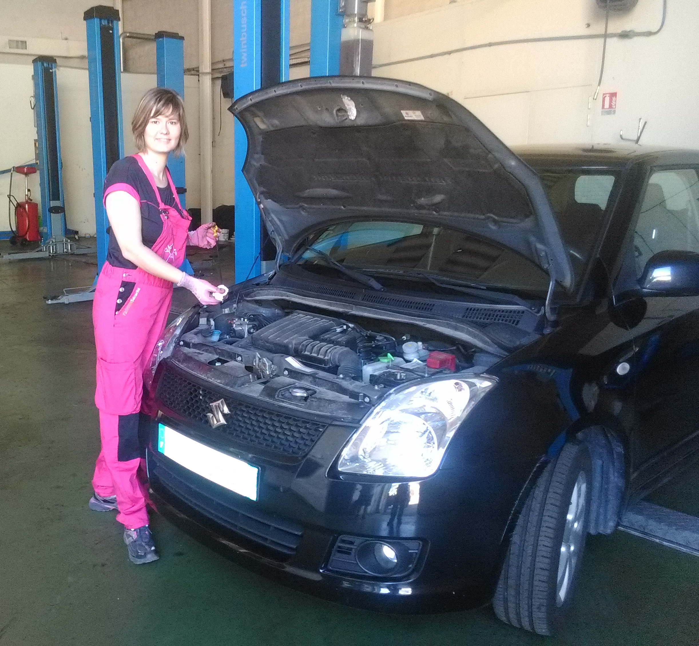 Mecanique automobile Mecagirl
