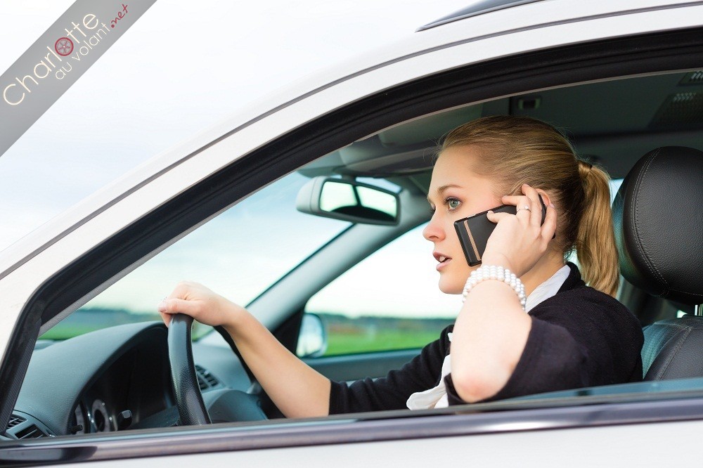 Téléphone au volant