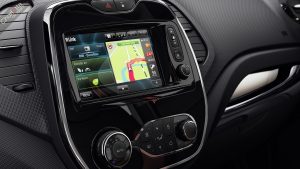 renault-captur-rlink-03