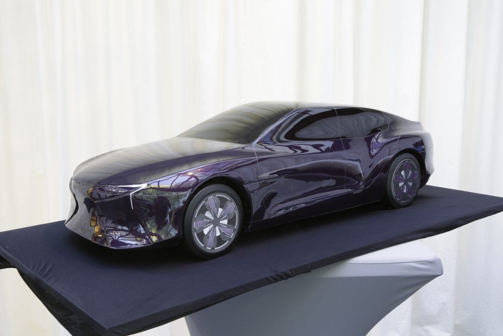 Infini Colors & Design R-M 2016